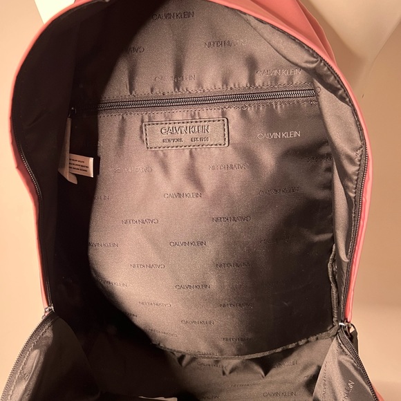 Calvin Klein New backpack - Picture 3 of 8
